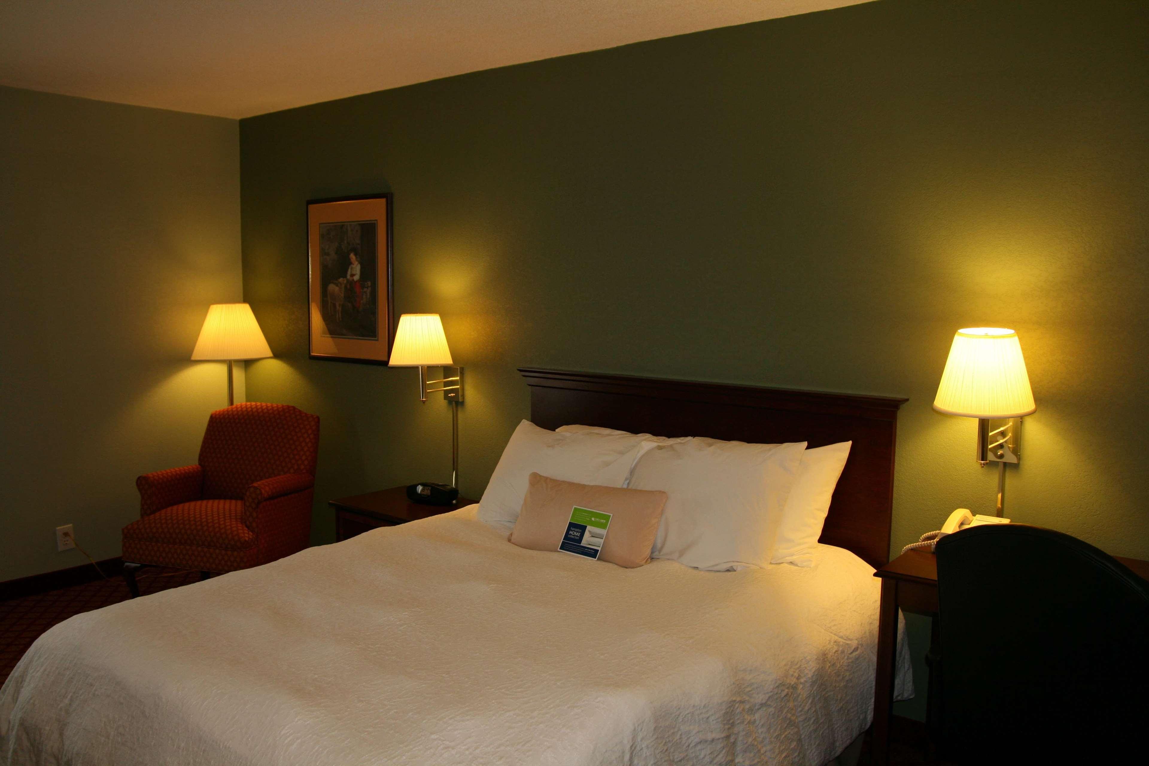 Hampton Inn - Hillsville Room photo